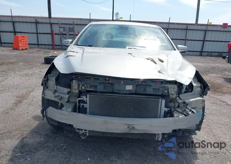 2015 Chevrolet Malibu 2Lt z USA, uszkodzony, nr VIN 1G11D5SL6FF153817